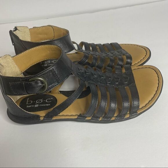 b.o.c | Black Zipper Back Shoes - Picture 7 of 7